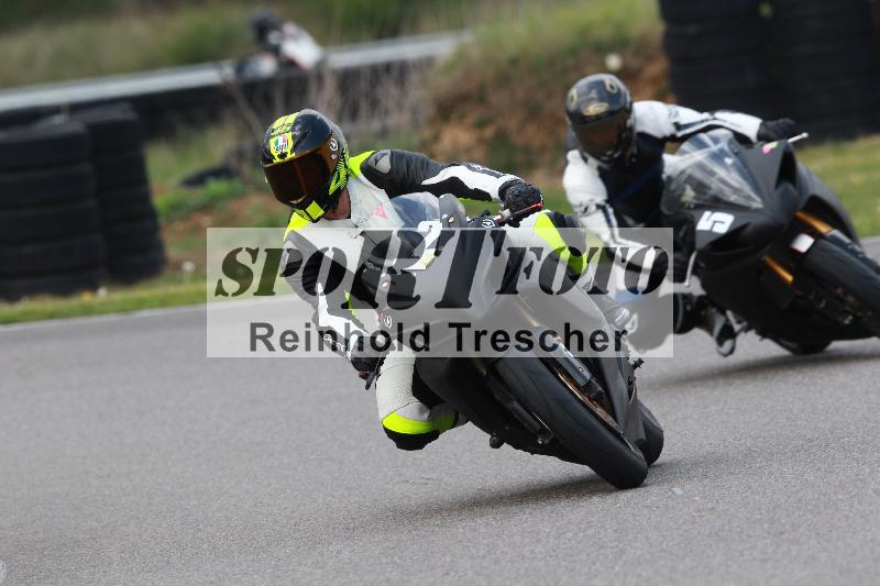 /Archiv-2022/13 25.04.2022 Plüss Moto Sport ADR/Einsteiger/12